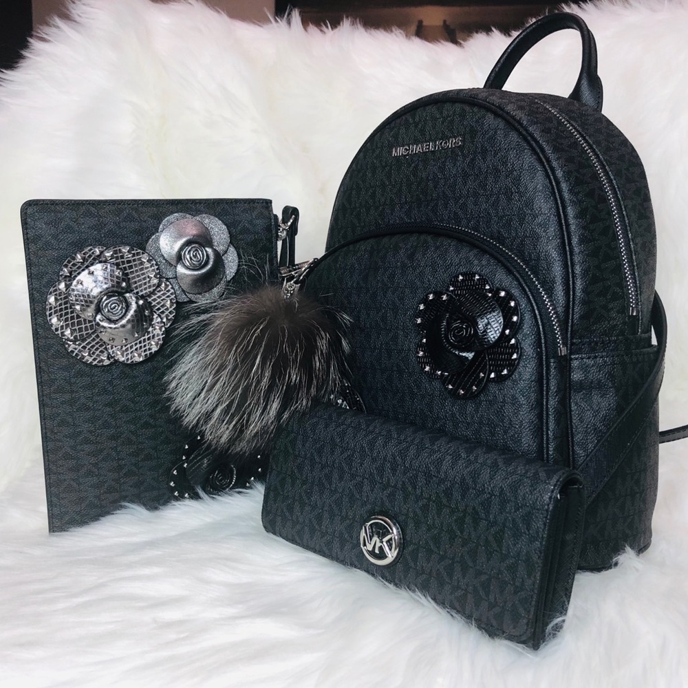 4PCS Michael Kors Abbey Backpack Wallet Clutch Pom - Picture 2 of 8